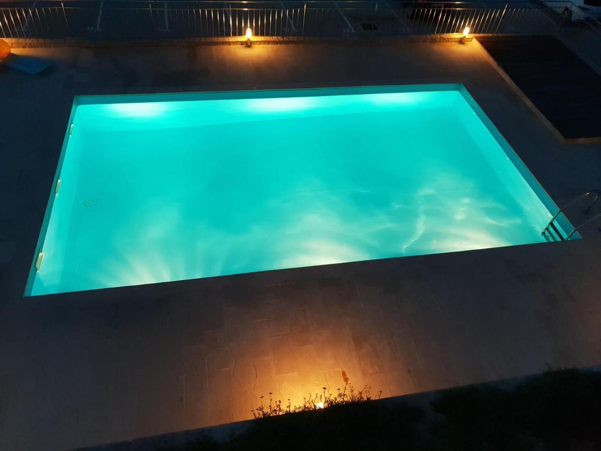 Studio Apartma Pag Blue Ocean 1 With Sea View 帕格 外观 照片